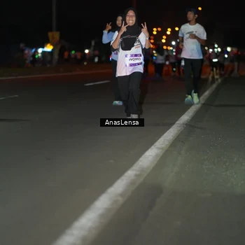 Runner Photo 7646720