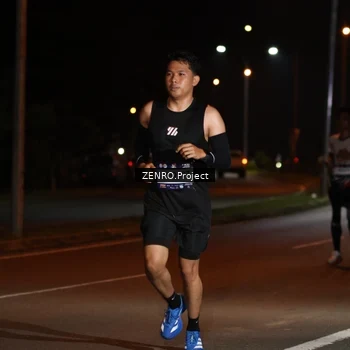 Runner Photo 7646726