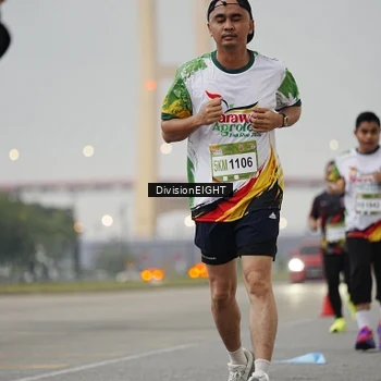 Runner Photo 7646727