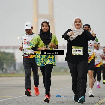 Runner Photo 7646735