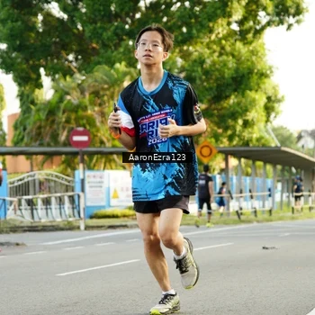 Runner Photo 7646757