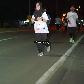 Runner Photo 7646758