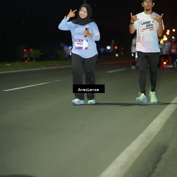 Runner Photo 7646769