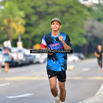 Runner Photo 7646780