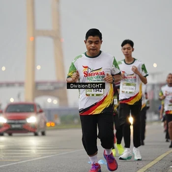 Runner Photo 7646782