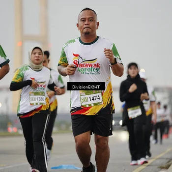 Runner Photo 7646789
