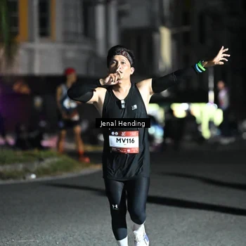 Runner Photo 7646791