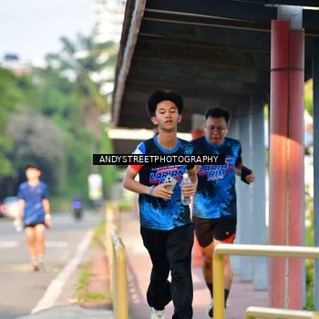Runner Photo 7646808