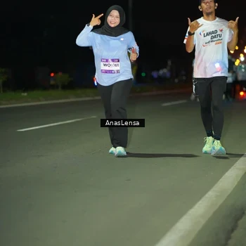 Runner Photo 7646831