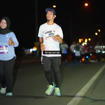 Runner Photo 7646840