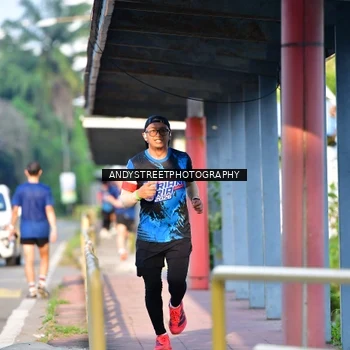 Runner Photo 7646843
