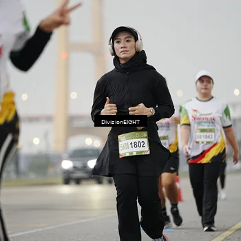 Runner Photo 7646853