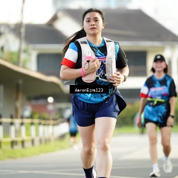 Runner Photo 7646857