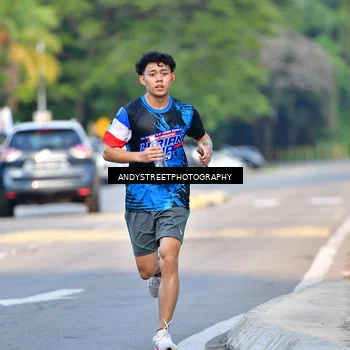 Runner Photo 7646864