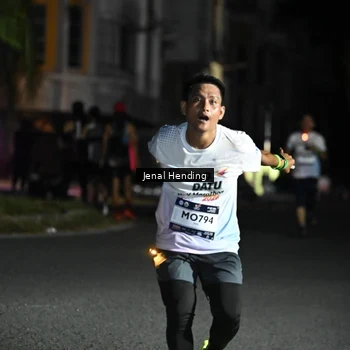 Runner Photo 7646868