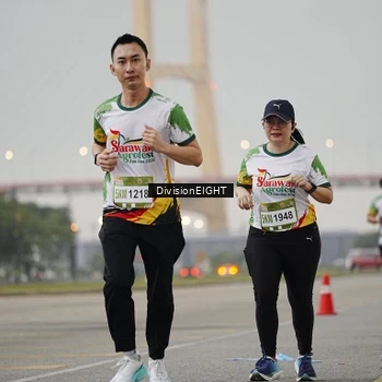 Runner Photo 7646878