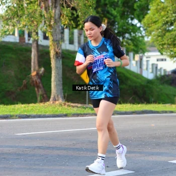 Runner Photo 7646882