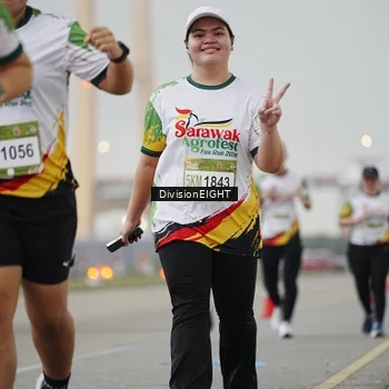 Runner Photo 7646883