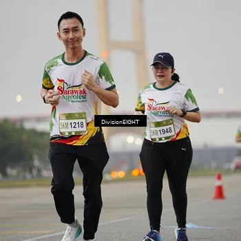 Runner Photo 7646893