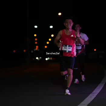 Runner Photo 7646901