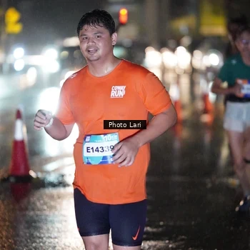 Runner Photo 7646912