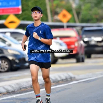 Runner Photo 7646918