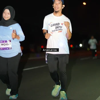 Runner Photo 7646932