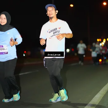 Runner Photo 7646941
