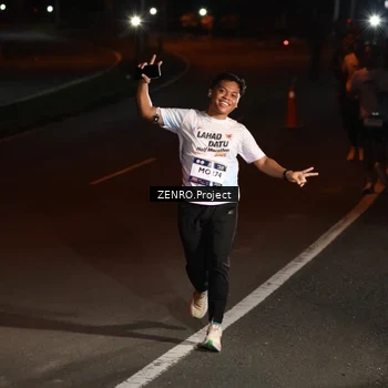 Runner Photo 7646966