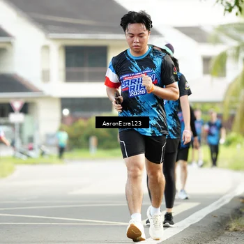 Runner Photo 7646975