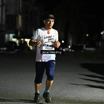 Runner Photo 7646997