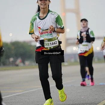 Runner Photo 7647024