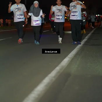 Runner Photo 7647027