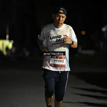 Runner Photo 7647032