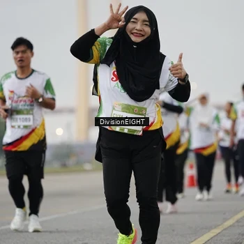 Runner Photo 7647038