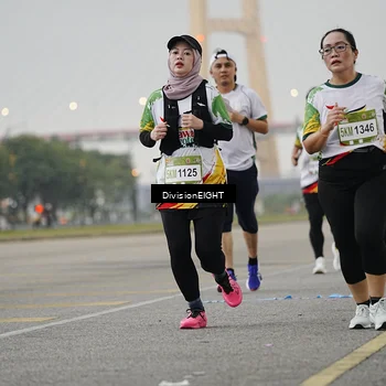 Runner Photo 7647054