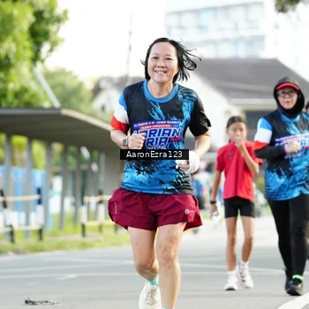 Runner Photo 7647055