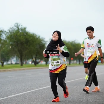 Runner Photo 7647062
