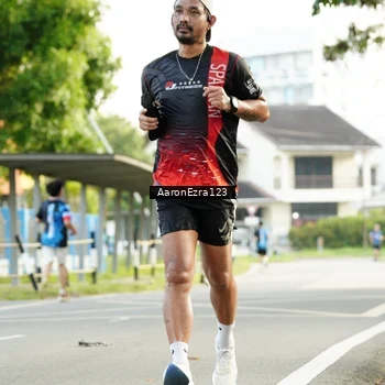 Runner Photo 7647077