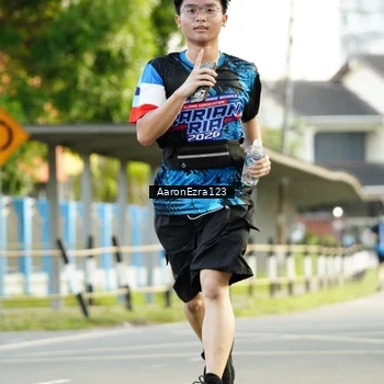 Runner Photo 7647091