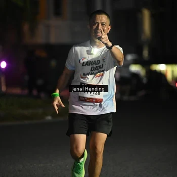 Runner Photo 7647095