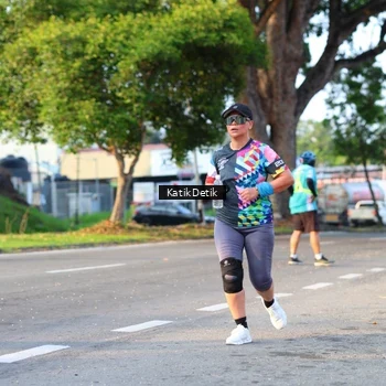 Runner Photo 7647099
