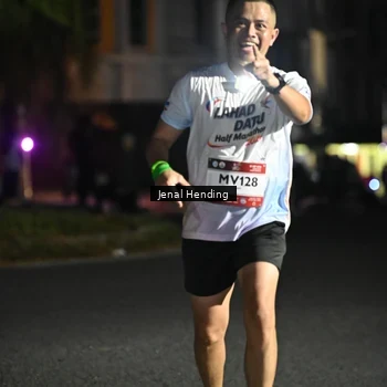 Runner Photo 7647106