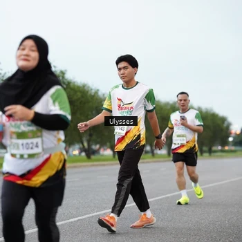 Runner Photo 7647115