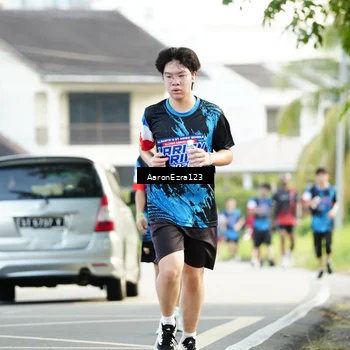 Runner Photo 7647117