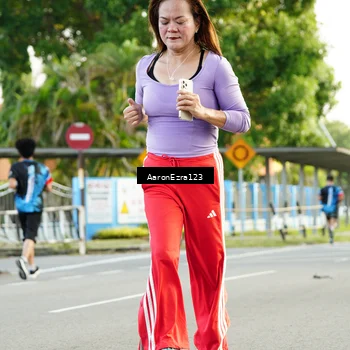 Runner Photo 7647119