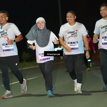 Runner Photo 7647132