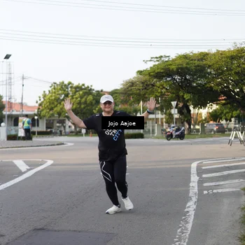 Runner Photo 7647147