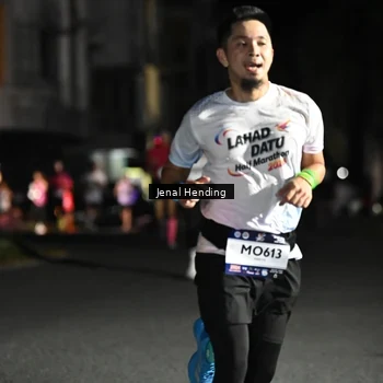 Runner Photo 7647148