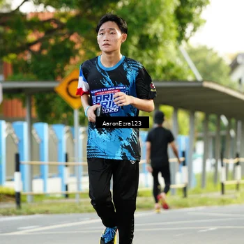 Runner Photo 7647153
